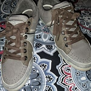 Guess Unisex Sneakers